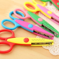 Къдрава ножица за декоративно рязане