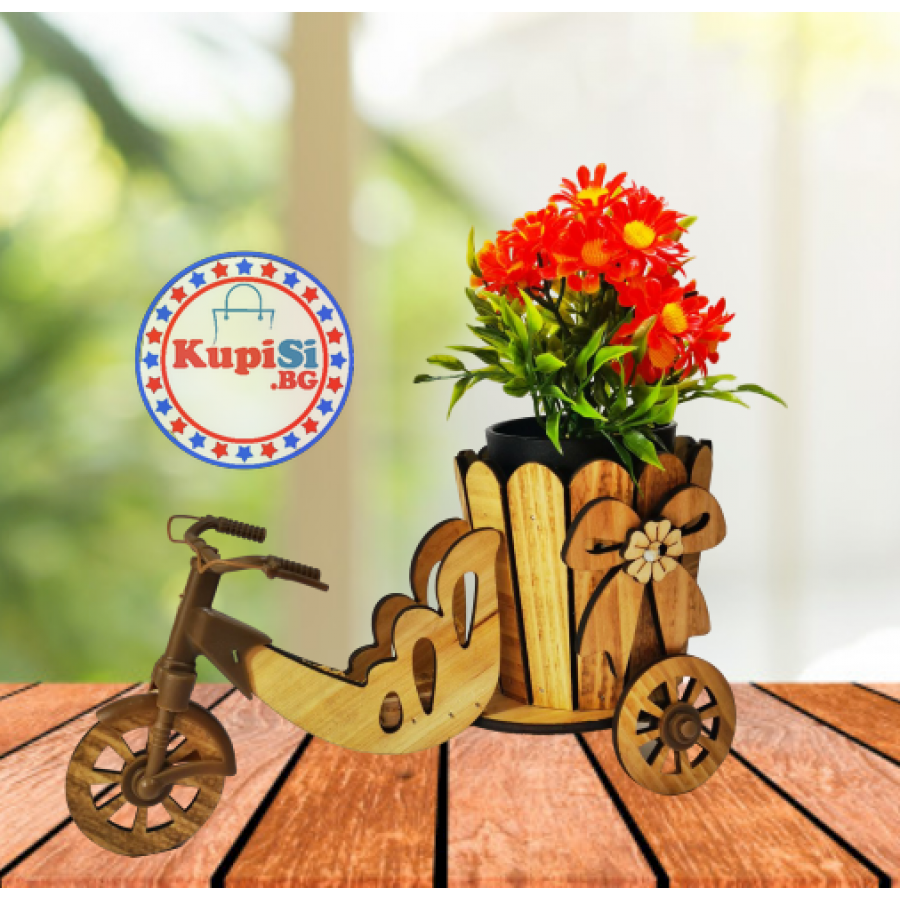 Декоративно дървено колело за цветя