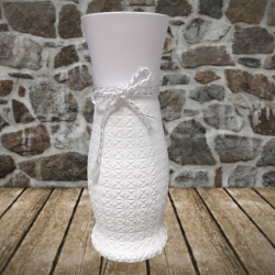 Керамична бяла ваза