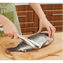 Метален прибор за почистване на риба