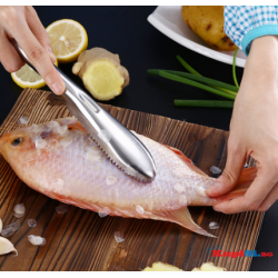 Метален прибор за почистване на риба