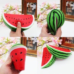 Антистрес играчка скуиши ДИНЯ