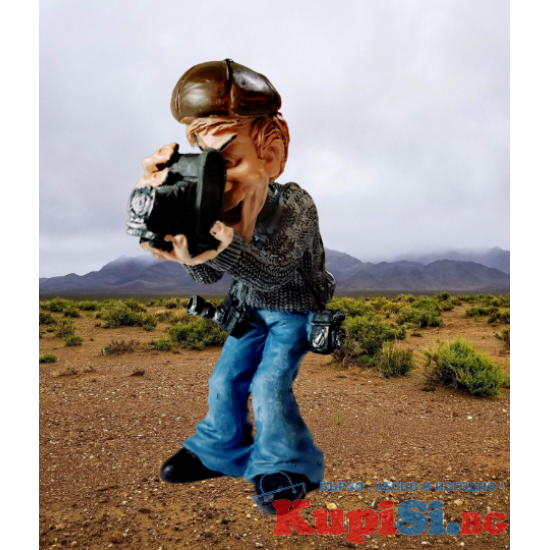 Красива керамична статуетка -  професия Фотограф