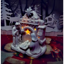 Коледна керамична фигурка