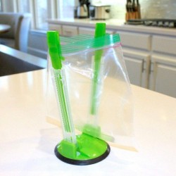 Държач за пълнене на пликчета