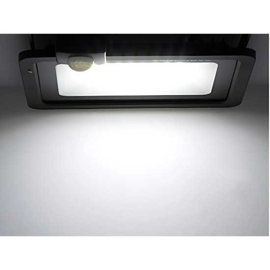 LED прожектор 50 W със сензор за движение и здрач – IP66, 6000K