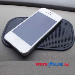 Самозалепваща подложка за автомобил NanoPad